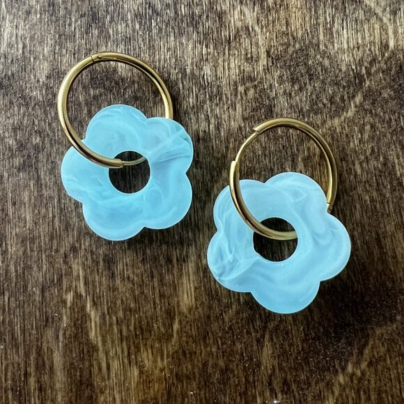 Gold Plated Blue Resin Flower Earrings - Picture 1 of 4